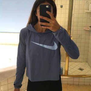 Cropped purple Nike sweatshirt (size S)